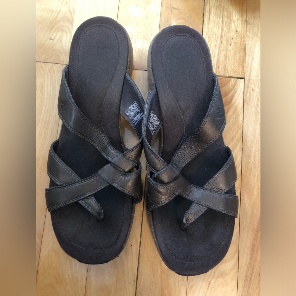 THREE SHOES—US Women’s size 10 sandals - Picture 9 of 11
